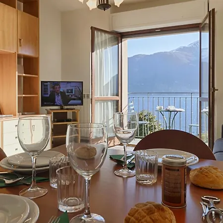 Appartamento At The Lake